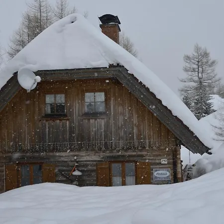 Almhaus Voelkl Σαλέ *