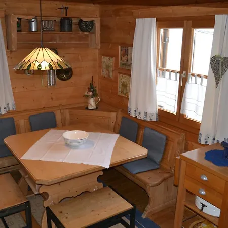 Almhaus Voelkl * Ramingstein